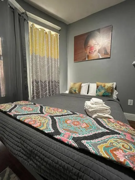 Cozy Studio Staycation - Brooklyn Close To Train Stations New York 0*,