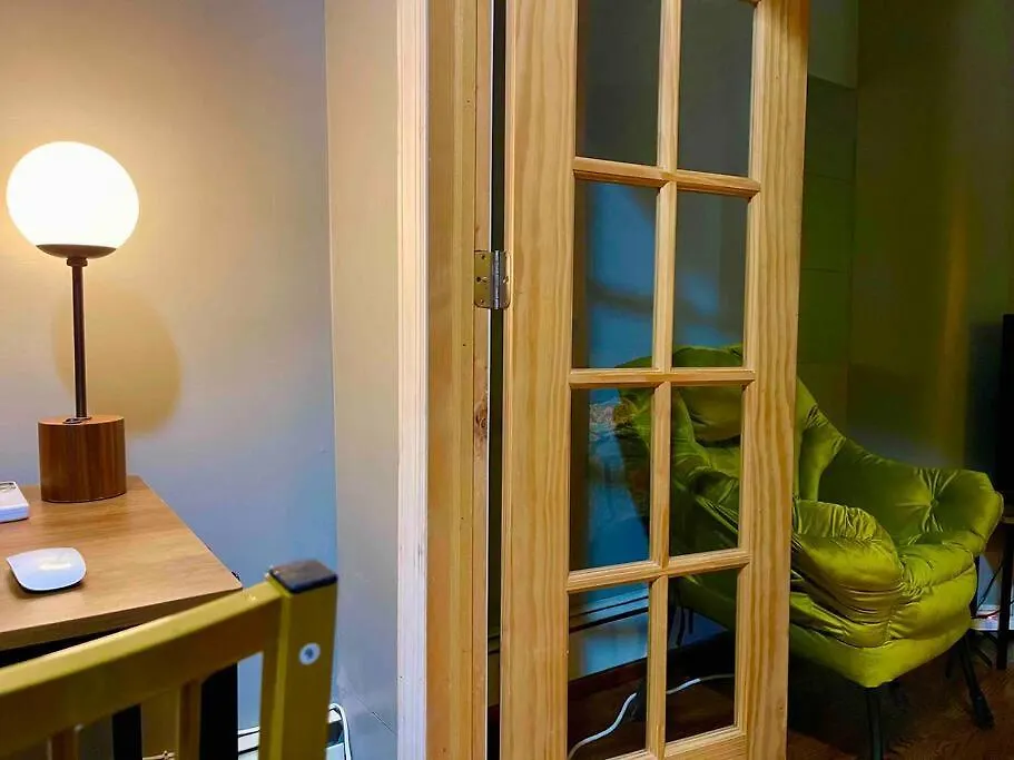 Cozy Studio Staycation - Brooklyn Close To Train Stations contacts